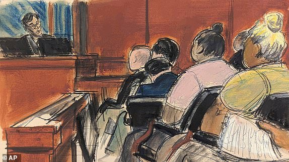 Judge Arun Subramanian, left, instructs the jury to continue deliberations after they informed the court they were hung on count 1 during Sean "Diddy" Combs' sexual misconduct trial in Manhattan federal court, Tuesday, July 1, 2025, in New York. (Elizabeth Williams via AP)