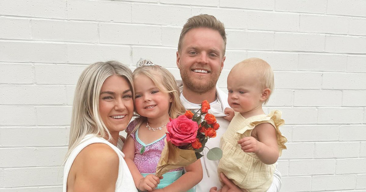DWTS’ Lindsay Arnold, Sam Cusick’s Relationship Timeline