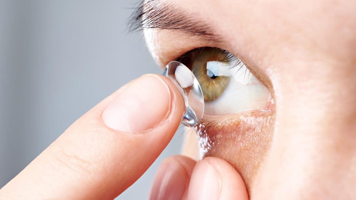 4 Travel Contact Lens Mistakes I’m Avoiding This July Fourth